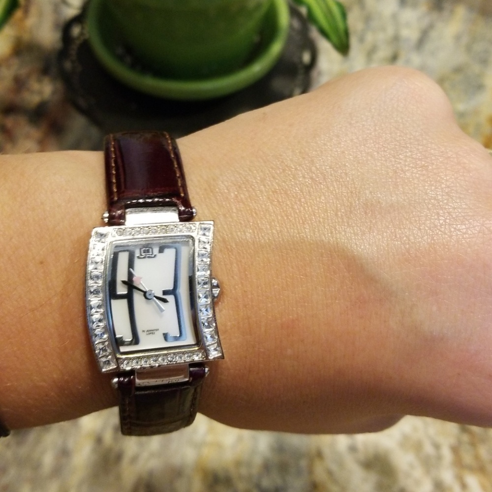 Watch - Picture 4 of 5